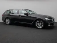Gebraucht BMW 540 Luxury Line 340 PS (250 kW) 2023 Saphirschwarz metallic475schwarz Limousine