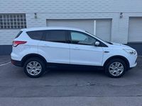 Gebraucht Ford Kuga 150 PS (110 kW) 2015 Weiß SUV
