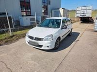 Gebraucht Renault Clio II 75 PS (55 kW) 2010 Weiß Kleinwagen