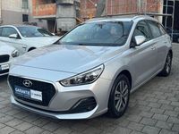 Gebraucht Hyundai i30 Trend 140 PS (102 kW) 2019 Silber Kombi