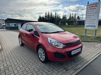 Gebraucht Kia Rio Edition 7 86 PS (63 kW) 2012 Rot Limousine