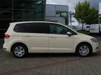Gebraucht VW Touran Comfortline 150 PS (110 kW) 2024 Beige Van / Kleinbus