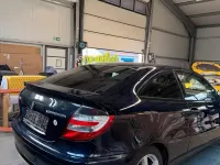 Gebraucht Mercedes C180 143 PS (105 kW) 2007 Blau Coupé