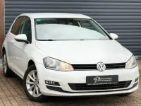 Gebraucht VW Golf VII LOUNGE 110 PS (80 kW) 2015 Weiß Limousine