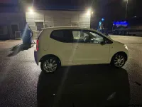 Gebraucht VW up! 60 PS (44 kW) 2015 Weiß Kleinwagen