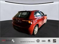 Gebraucht VW Polo Life 95 PS (69 kW) 2022 Kings red metallic Kleinwagen