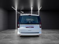 Gebraucht VW Caddy Maxi Life 102 PS (75 kW) 2023 Candyweiß Van / Kleinbus
