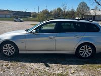 Gebraucht BMW 318 129 PS (94 kW) 2007 Silber Kombi