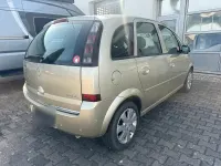 Gebraucht Opel Meriva 105 PS (77 kW) 2009 Gold Van / Kleinbus