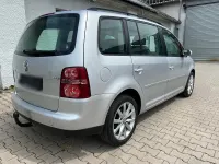 Gebraucht VW Touran 140 PS (102 kW) 2009 Grau Van / Kleinbus