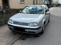 Gebraucht VW Golf IV 104 PS (76 kW) 2001 Silber Kleinwagen