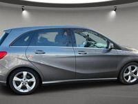 Gebraucht Mercedes B180 122 PS (89 kW) 2013 Grau Van / Kleinbus