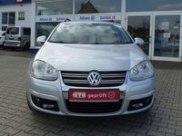 Gebraucht VW Golf V Trendline 105 PS (77 kW) 2009 Reflexsilber metallic Kombi