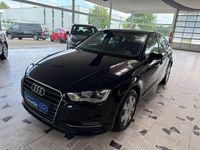 Gebraucht Audi A3 Attraction 77 PS (56 kW) 2013 Schwarz Limousine