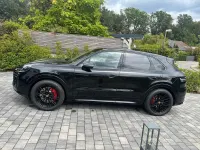 Gebraucht Porsche Cayenne S E-Hybrid Chrono 519 PS (381 kW) 2024 Schwarz SUV