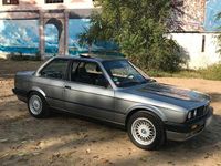 Gebraucht BMW 325 171 PS (125 kW) 1987 Grau Coupé