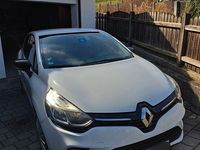 Gebraucht Renault Clio IV LIMITED 73 PS (53 kW) 2016 Weiß Limousine