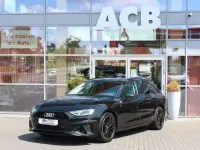 Gebraucht Audi A4 S-Line 163 PS (119 kW) 2023 Mythosschwarzmet. (metallic) Kombi