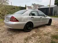 Gebraucht Mercedes C220 143 PS (105 kW) 2000 Silber Limousine