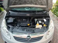 Gebraucht Opel Corsa Edition 80 PS (58 kW) 2009 Silber Kleinwagen