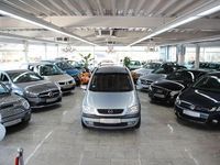 Gebraucht Opel Zafira Elegance 101 PS (74 kW) 2000 Grau Van / Kleinbus