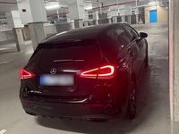 Gebraucht Mercedes E250 160 PS (117 kW) 2020 Schwarz Kleinwagen