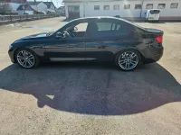 Gebraucht BMW 330 258 PS (189 kW) 2012 Schwarz Limousine
