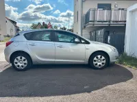 Gebraucht Opel Astra 2013 Grau Limousine