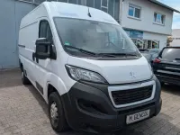 Gebraucht Peugeot Boxer Premium 140 PS (102 kW) 2021 Weiß Van