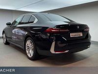 Gebraucht BMW 520 197 PS (144 kW) 2024 Saphirschwarz metallic Limousine