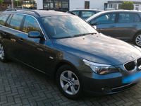 Gebraucht BMW 520 177 PS (130 kW) 2008 Grau Kombi