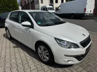 Gebraucht Peugeot 308 Allure 131 PS (96 kW) 2016 Weiß Limousine