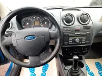 Gebraucht Ford Fiesta 60 PS (44 kW) 2008 Blau Kleinwagen