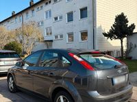 Gebraucht Ford Focus 147 PS (108 kW) 2005 Grau Limousine