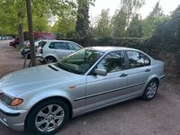 Brugt BMW 318 Basis 2004 Sølv Sedan