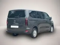 Neu VW Caravelle 170 PS (125 kW) 2026 Grau Van
