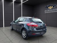 Gebraucht Renault Mégane Initiale Paris 132 PS (97 kW) 2014 Schwarz Limousine
