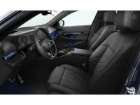 Gebraucht BMW 520 Performance 197 PS (144 kW) 2025 Schwarz Limousine