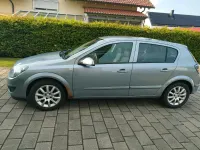 Gebraucht Opel Astra 105 PS (77 kW) 2007 Silber Limousine