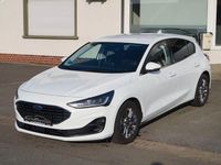 Gebraucht Ford Focus Titanium 125 PS (91 kW) 2023 Weiß Limousine