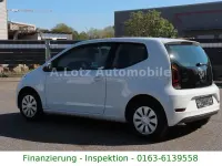 Gebraucht VW up! Basis 65 PS (47 kW) 2020 Weiß Kleinwagen
