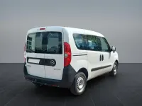 Gebraucht Opel Combo Selection 90 PS (66 kW) 2016 Weiß Van / Kleinbus