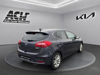 Gebraucht Kia Ceed DREAM-TEAM Edition 101 PS (74 kW) 2018 Grau Kleinwagen
