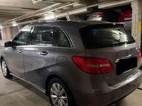 Usado Mercedes B200 Edition 1 156 HP (114 kW) 2012 Monovolume