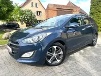 Gebraucht Hyundai i30 Style 110 PS (80 kW) 2016 Stargazing blue / mic Kombi