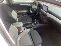 gebraucht Ford Focus 1,5 TDCI E6dT NAVI PDC SHASSIEN. ALU 1 HAND Cool