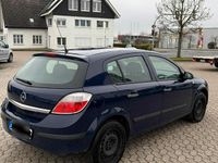 Gebraucht Opel Astra 105 PS (77 kW) 2006 Blau Limousine