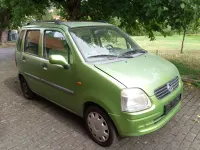 Gebraucht Opel Agila 58 PS (42 kW) 2001 Grün Van / Kleinbus