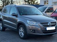 Gebraucht VW Tiguan 140 PS (102 kW) 2009 Grau SUV