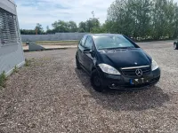 Gebraucht Mercedes A150 95 PS (69 kW) 2009 Schwarz Kleinwagen